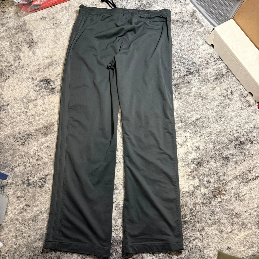 Adidas Mens XL Gray Track Pants Athletic‎ 3-Stripe Zipper Pocket Straight Leg
